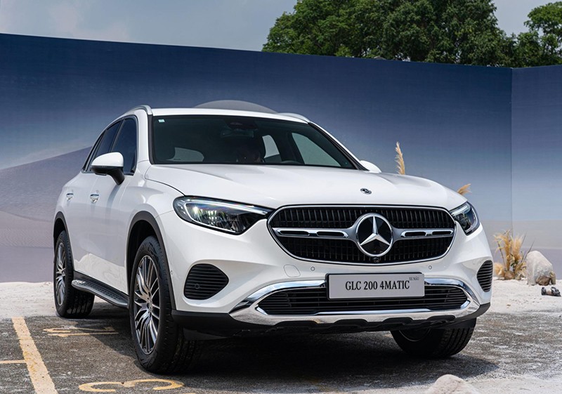 mercedes-glc-200-4matic-2023
